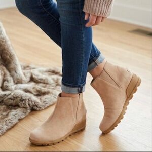 SOREL Evie Hidden Wedge Ankle Boots